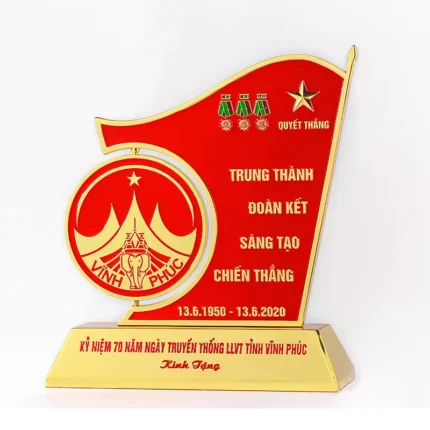 Custom Vietnam Metal Zinc Alloy Rotatable Trophy