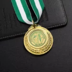medallas en blanco