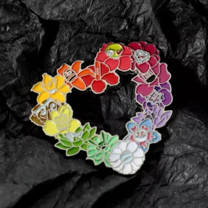 Spilla per distintivo a forma di corona di fiori incavata nello smalto