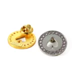 Pfirsich geformt hohlen Gold Silber schwarz Abzeichen Pin mit Laser auf der Rückseite