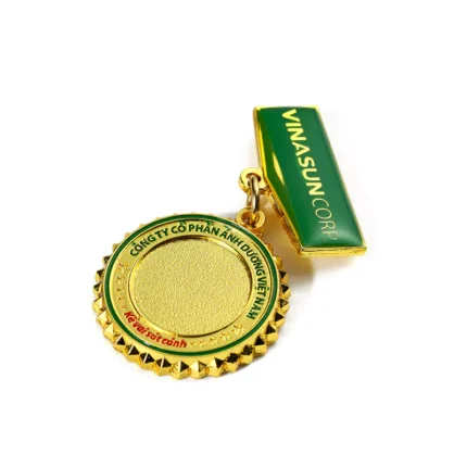 insignias de botones en blanco