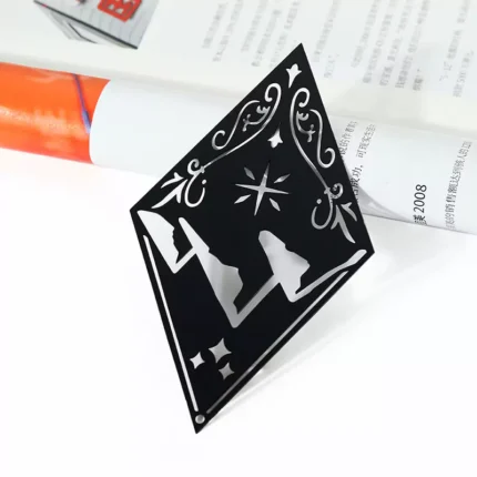 Green Eye C-shaped Irregular Soft Enamel Belt Buckle