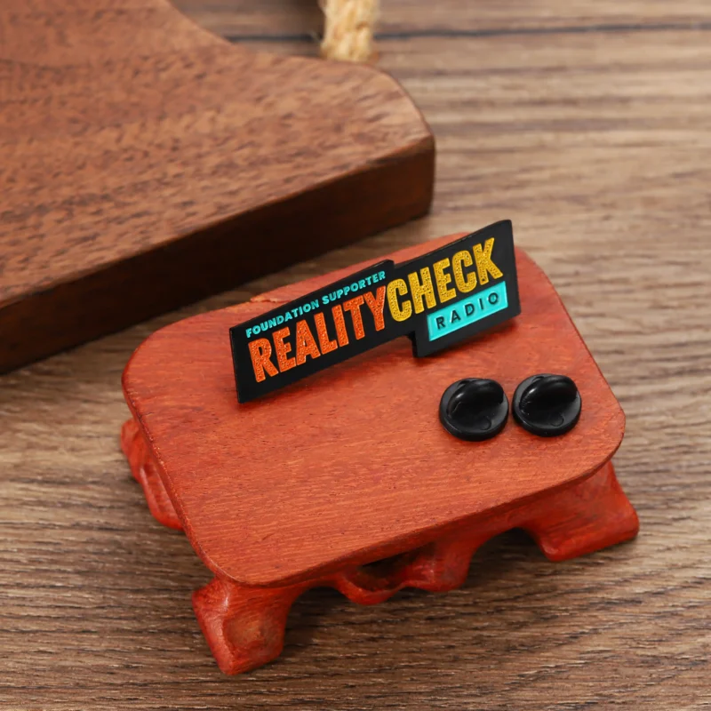 1908-5-Reality Check Weich-Emaille-Anstecknadel