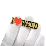 1565-2-Love Baked Paint geformt Pin
