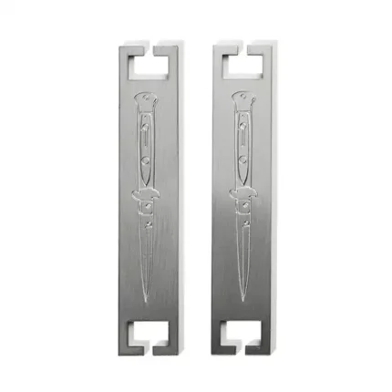 3002-1-Segnalibro unico rettangolare in argento antico con motivo a pugnale