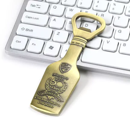 3695-5- Открывалка для бутылок в форме бутылки из античной бронзы