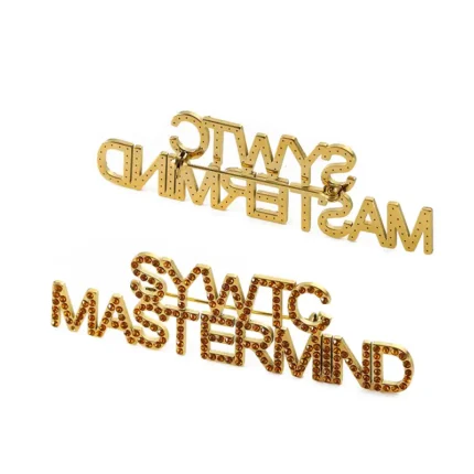 1665-3-Goldene, ausgehöhlte und mit Diamanten besetzte Brosche