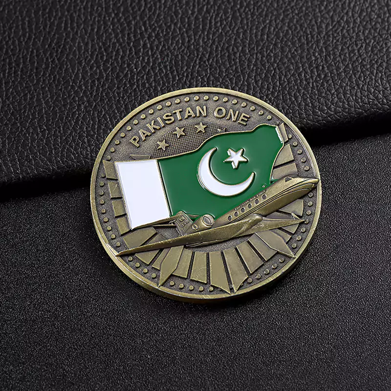 2515-7-Moneta di sfida dipinta in 3D dell'aeronautica militare pakistana