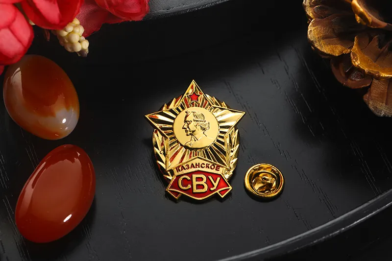 5652-4-喀山苏沃洛夫军事学校毕业徽章