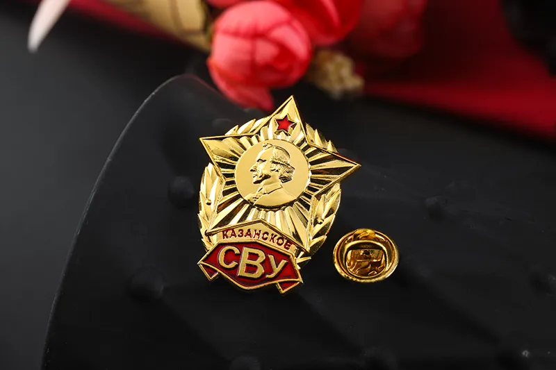 5652-8-喀山苏沃洛夫军事学校毕业徽章