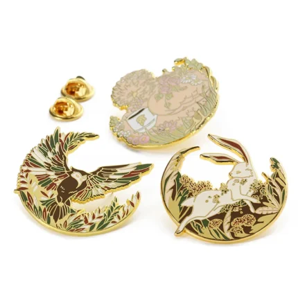 1705-3 - Изысканные позолоченные значки с изображениями животных