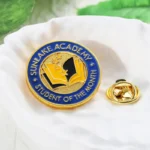 Insignia conmemorativa de esmalte exclusiva del campus 1727-5