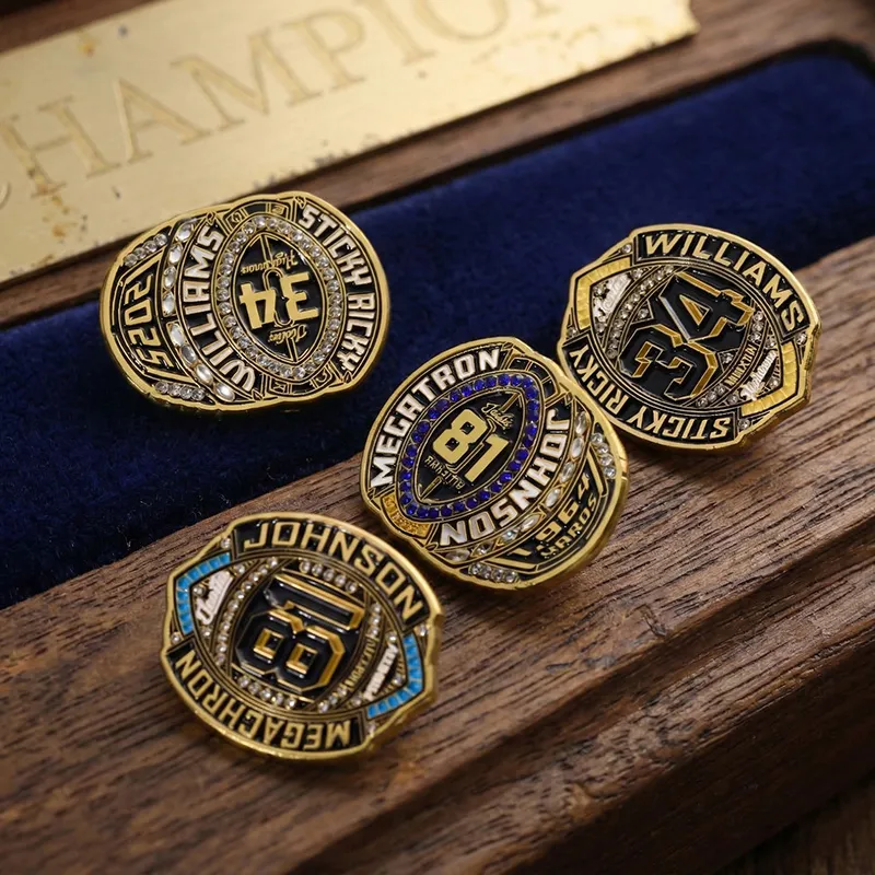 1729-7-Diamond-encrusted number commemorative badge