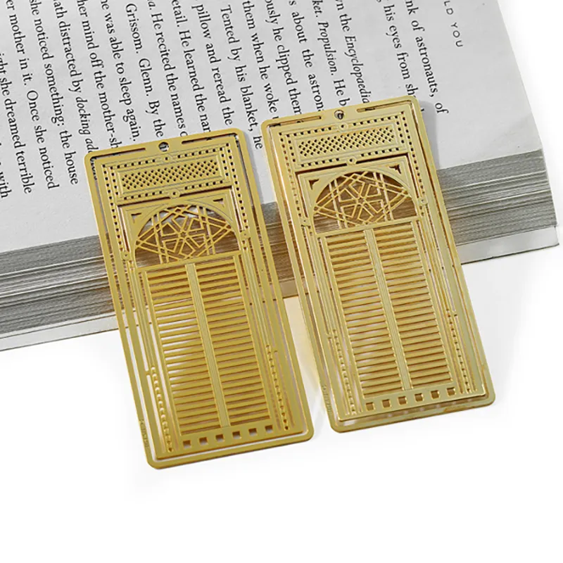3007-4-Gold-plated hollow book mark