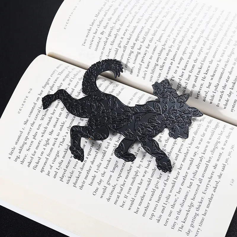 3011-5-Hollowed-out animal metal bookmarks