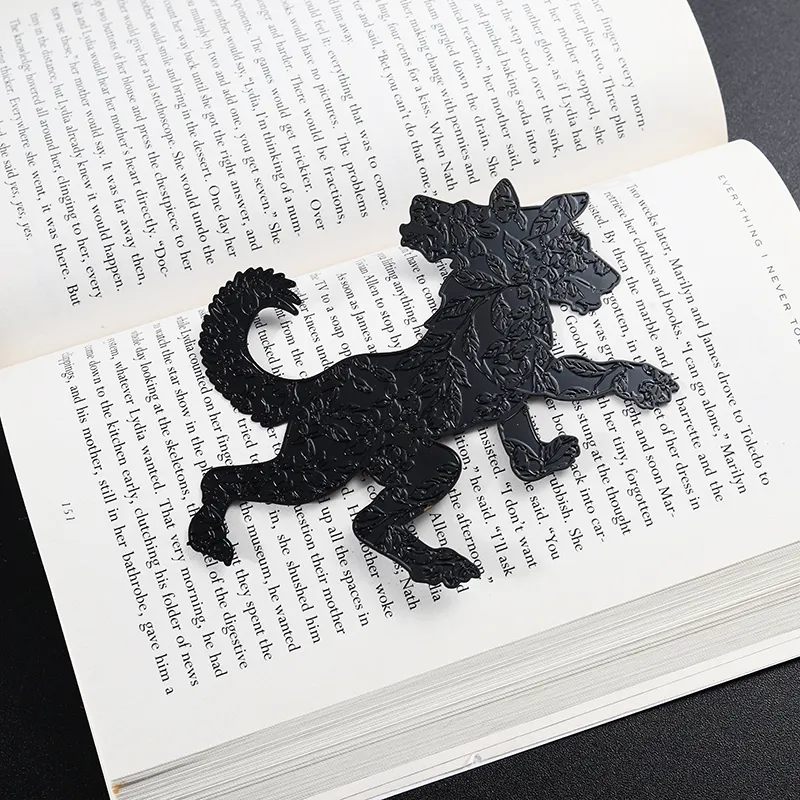 3011-7-Hollowed-out animal metal bookmarks